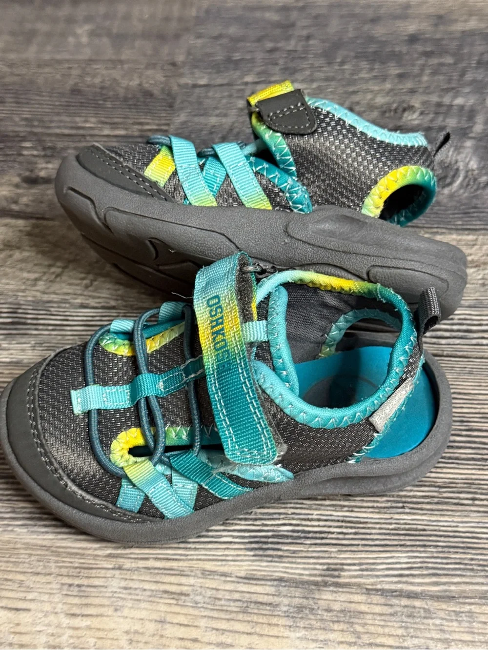 OshKosh B’gosh Toddler Water Sandals Size 6M Aqua Yellow Beach Shoes Gray